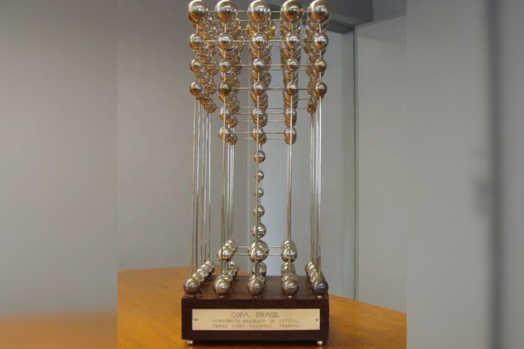 justica-nega-pedido-do-flamengo-e-mantem-sport-como-campeao-de-1987