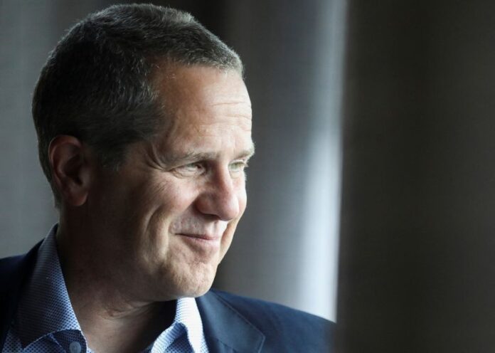 fed-deve-ser-cauteloso-com-juros-devido-a-riscos-de-inflacao,-diz-diretor