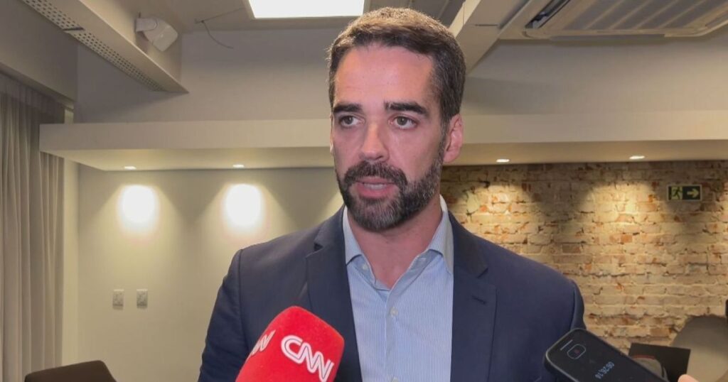 eduardo-leite-sobre-2026:-sou-o-unico-que-nao-abracou-lula-ou-bolsonaro