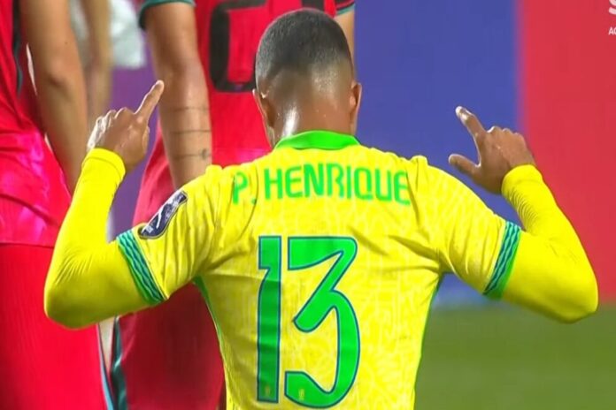 web-percebe-gafe-com-camisa-de-estreante-da-selecao-brasileira.-veja