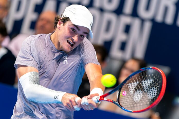 joao-fonseca-cai-na-estreia-do-atp-de-bruxelas-para-numero-86-do-mundo