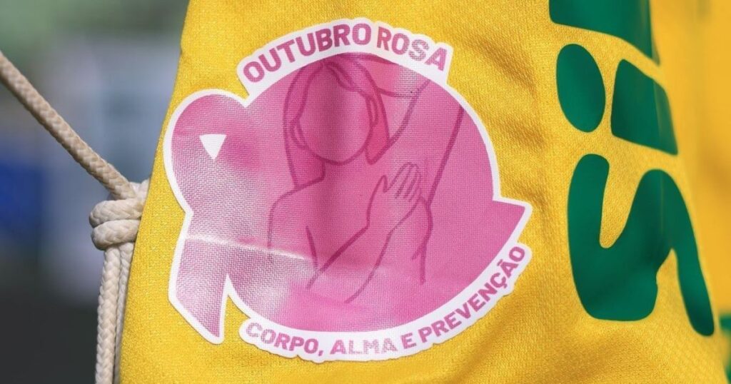 palmeiras:-torcedoras-que-tratam-cancer-entram-em-campo-e-se-emocionam