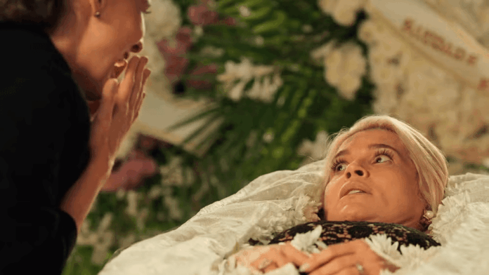flavia-alessandra-detalha-“loucura”-ao-gravar-dentro-de-caixao