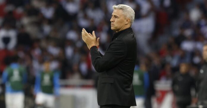 “nada-foi-bom”,-diz-crespo-sobre-derrota-do-sao-paulo-contra-o-gremio