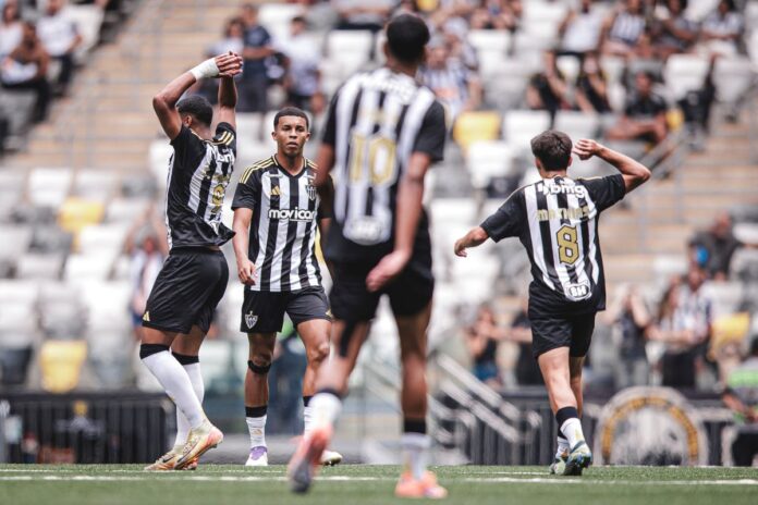 galo-reverte-4-x-1-no-jogo-de-ida-e-conquista-brasileirao-sub-17