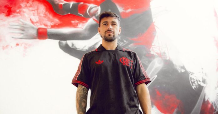 veja-o-gol-de-arrascaeta-que-abriu-o-placar-em-jogo-contra-o-palmeiras