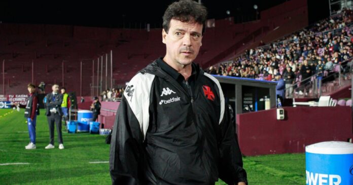 fernando-diniz-e-direto-e-faz-coro-por-jogador-do-vasco-na-copa-do-mundo