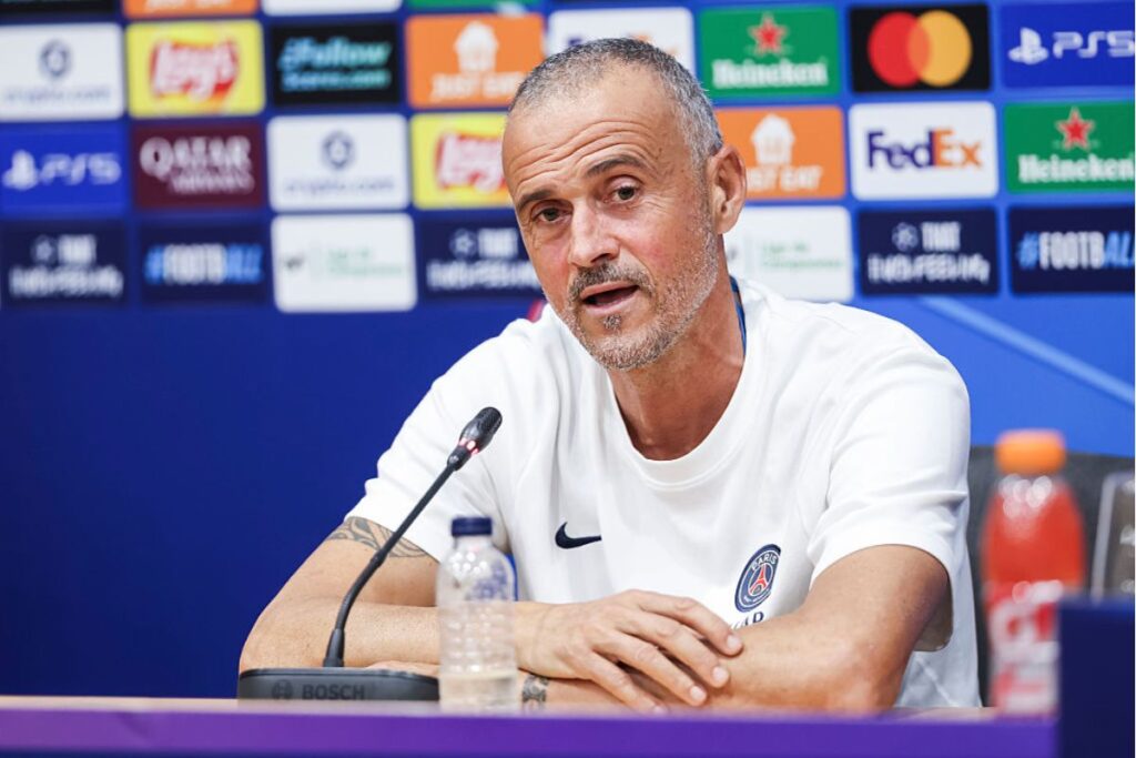 psg:-luis-enrique-defende-chevalier-e-relembra-criticas-a-donnarumma