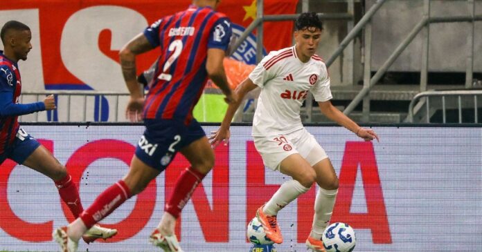 promessa-do-inter-e-expulso-em-estreia-como-profissional