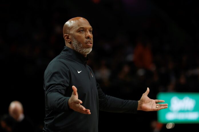 nba:-tecnico-do-blazers-e-preso-em-escandalo-de-jogos-ilegais