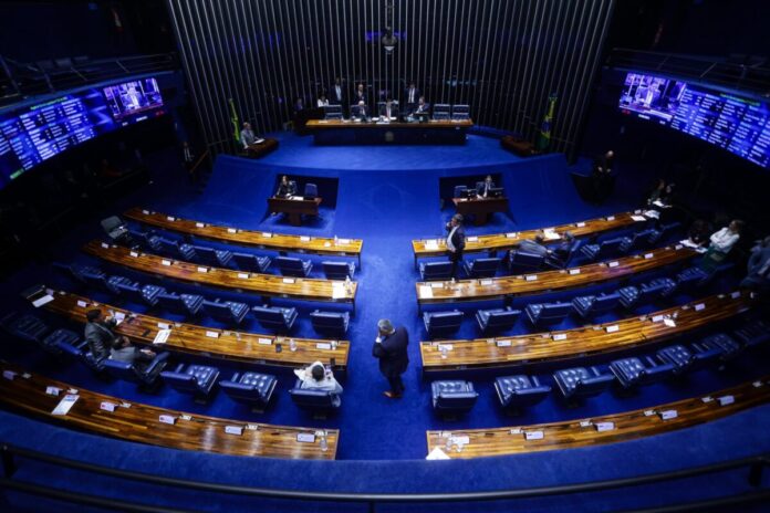 senado-aprova-r$-30-bilhoes-fora-da-meta-fiscal-para-as-forcas-armadas