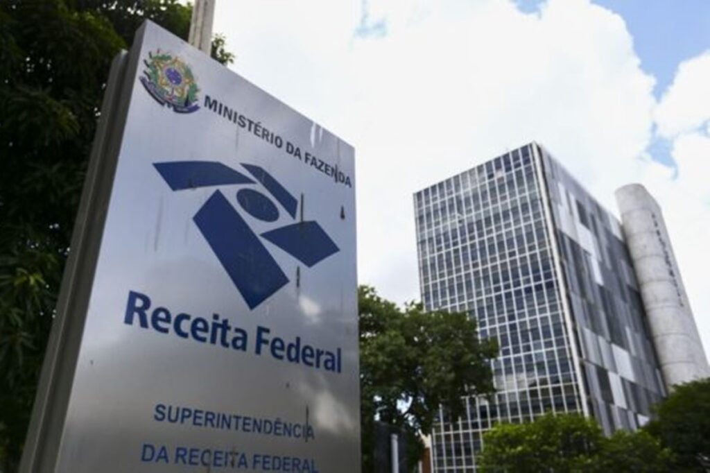 governo-federal-arrecadou-r$-60-bilhoes-com-iof-em-2025