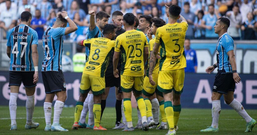 cbf-anuncia-criacao-de-grupo-de-trabalho-para-aprimorar-a-arbitragem