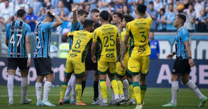 cbf-anuncia-criacao-de-grupo-de-trabalho-para-aprimorar-a-arbitragem