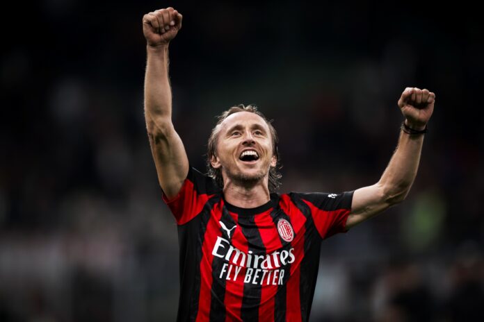 modric-renasce-aos-40-anos-e-lidera-o-milan-ate-o-topo-do-italiano
