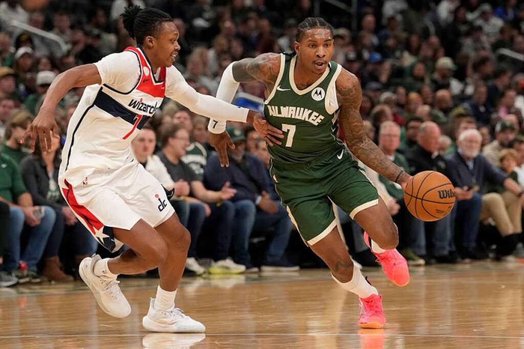 kevin-porter-jr.-desfalca-milwaukee-bucks-por-entorse-no-tornozelo