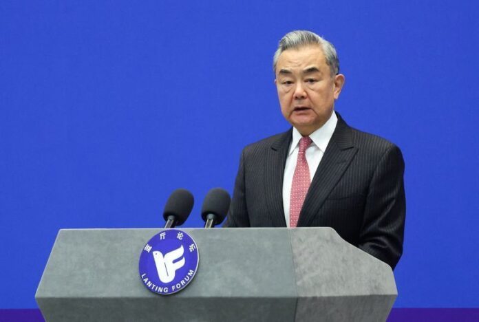 antes-do-encontro-china-eua,-chanceler-chines-telefona-secretario-americano