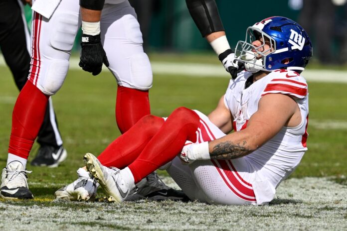 estreante-da-nfl-sofre-lesao-impressionante-e-passa-por-cirurgia.-veja