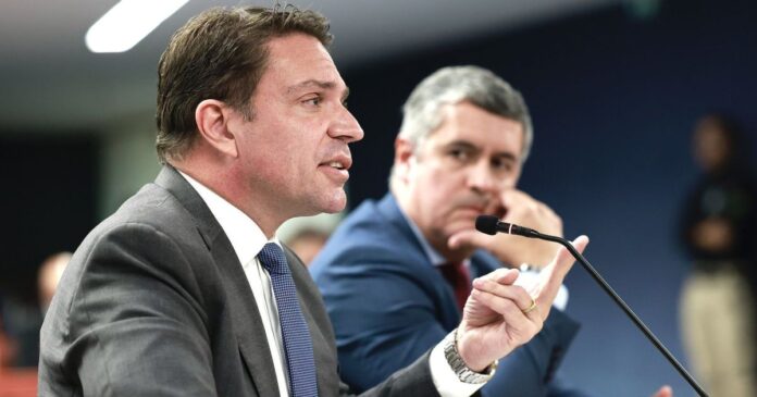 em-recurso-no-stf,-ramagem-pede-reducao-de-pena-e-manutencao-de cargo na pf