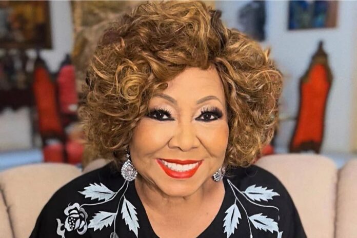 alcione-reage-apos-ser-confundida-com-cantora-que-morreu