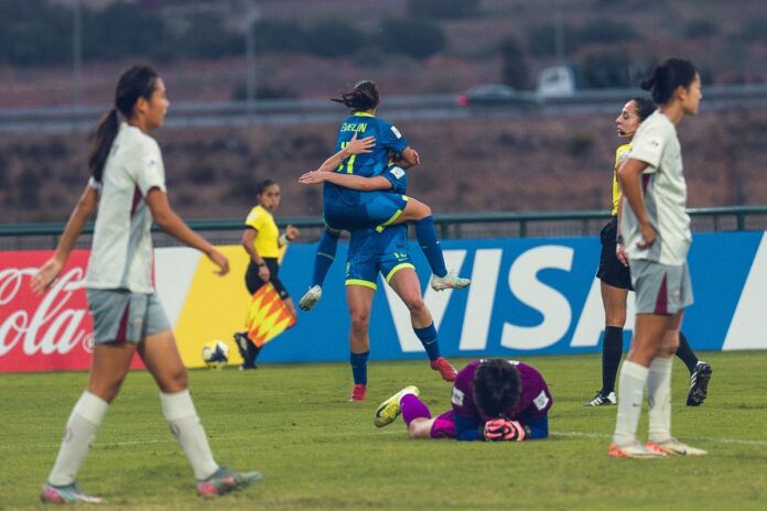 video:-evelin,-do-santos,-marca-golaco-na-copa-do-mundo-sub-17