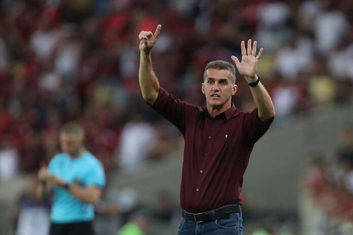 rb-bragantino-anuncia-contratacao-de-tecnico-campeao-da-copa-do-brasil