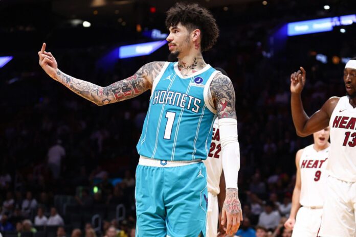 lamelo-e-multado-em-us$-35-mil-apos-gesto-em-derrota-dos-hornets