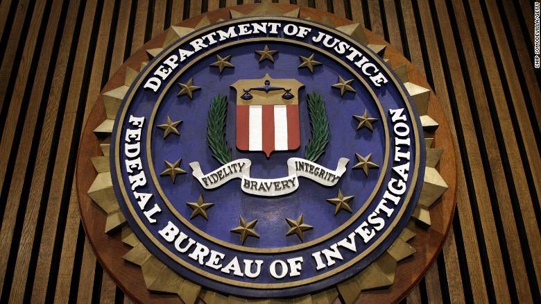 fontes:-fbi-demite-agente-que-supervisionou-investigacao-contra-trump