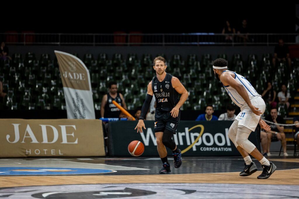 com-primeiro-quarto-apagado,-brasilia-basquete-sofre-1a-derrota-no-nbb