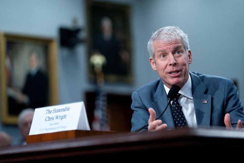 nao-havera-“explosoes-nucleares”,-diz-secretario-de-trump-sobre-testes