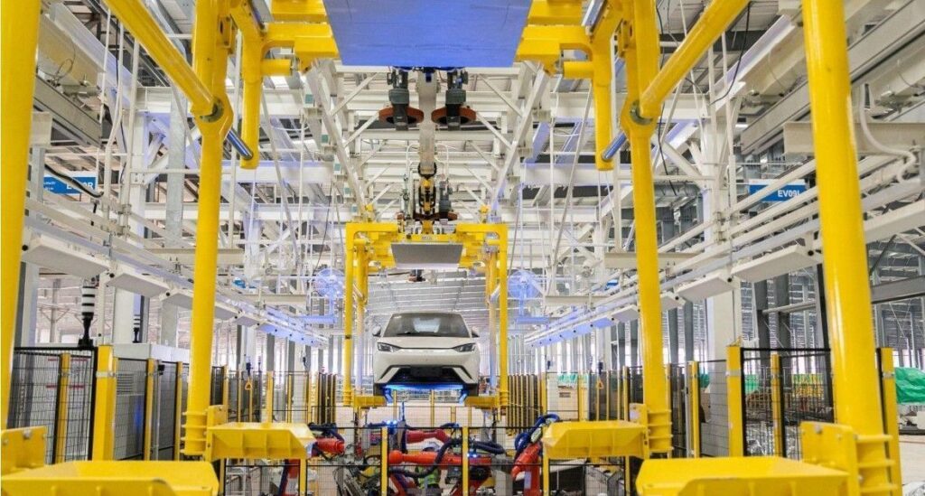 montadoras-tem-resultados-positivos,-apesar-de-tarifas-de-trump;-entenda