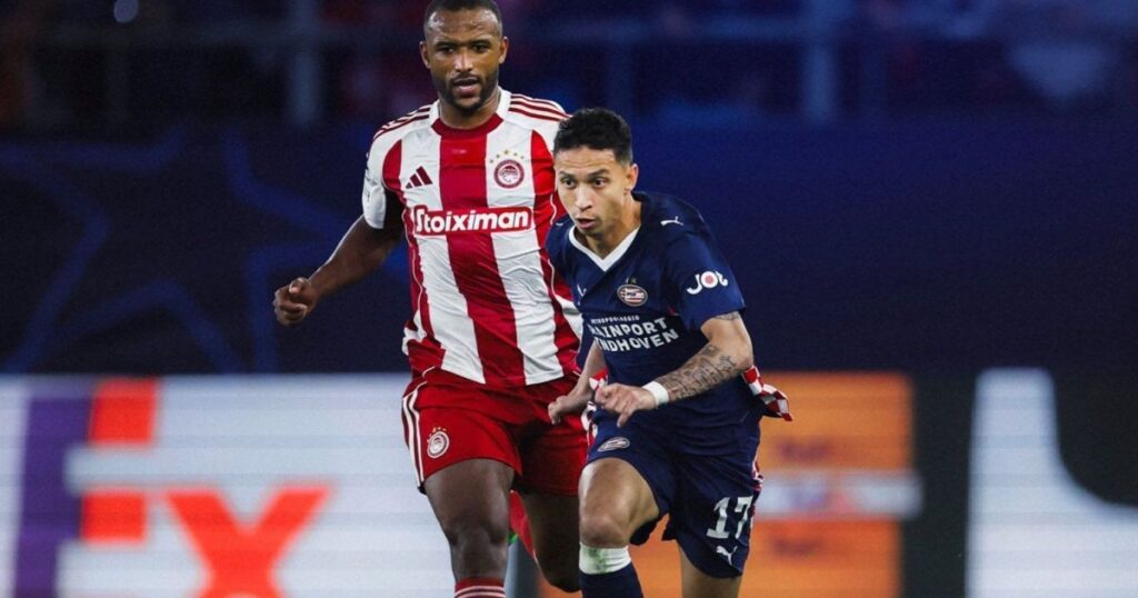 psv-marca-nos-acrescimos,-e-empata-com-o-olympiacos-pela-champions