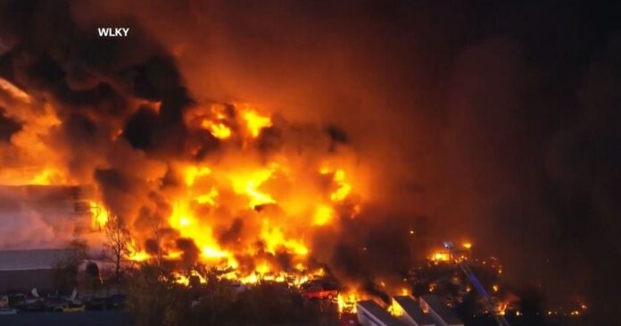 aviao-de-carga-cai-perto-de-aeroporto-nos-eua,-diz-fonte