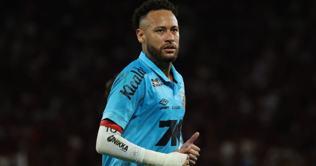 neymar-detona-arbitro-de-flamengo-x-santos:-“e-ruim-e-arrogante”