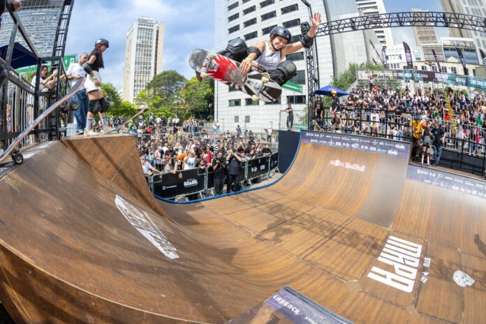 dora-varella-e-pedro-carvalho-vencem-o-mini-ramp-pro-attack,-em-sp