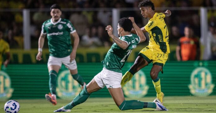 palmeiras-perde-para-o-mirassol-e-ve-flamengo-colar-na-lideranca