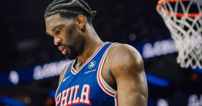 joel-embiid-desfalca-76ers-contra-celtics-por-dores-no-joelho