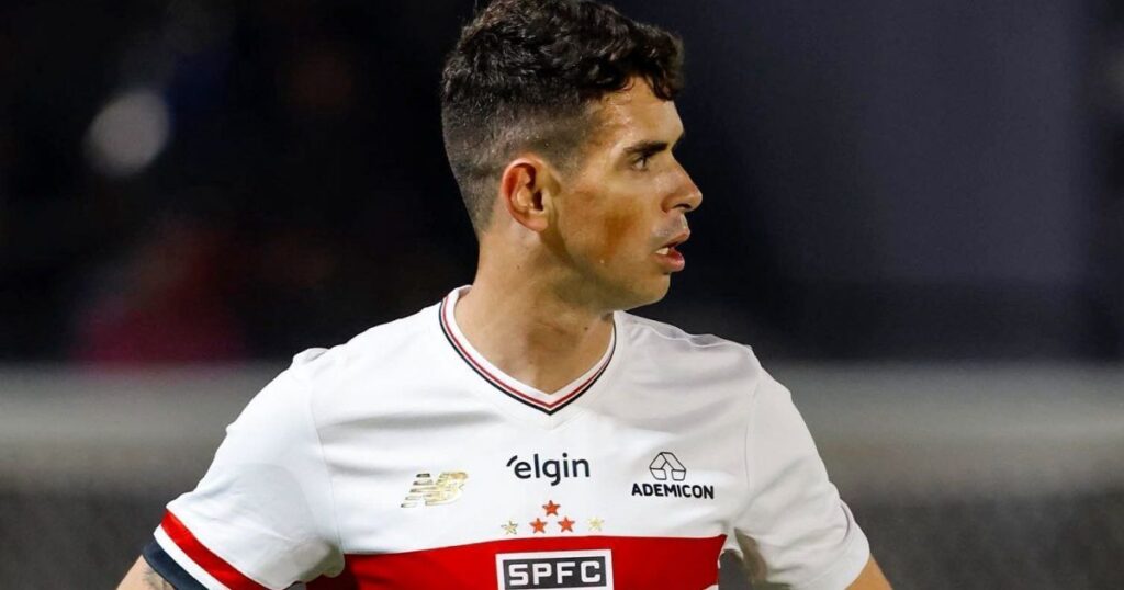 oscar,-do-sao-paulo,-teve-arritmia-cardiaca-e-chegou-a-desmaiar-em-teste