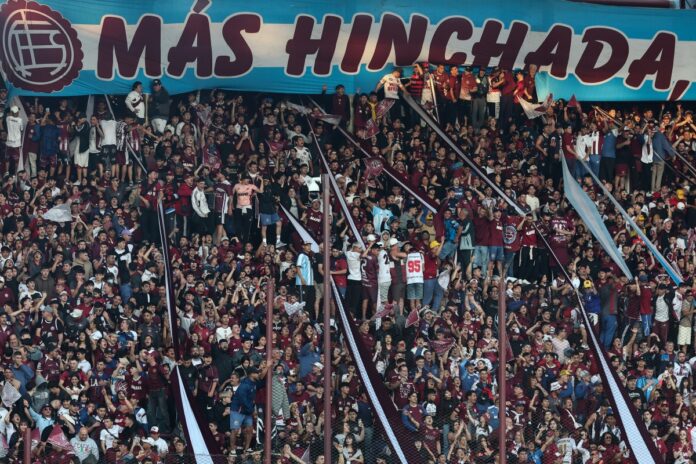 torcida-do-lanus-esgota-pacotes-para-a-final-da-copa-sul-americana
