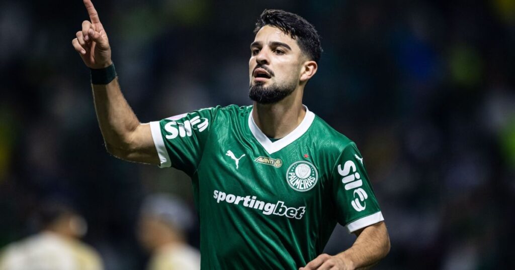 flaco-lopez-revela-metas-escritas-e-fala-sobre-desafio-de-jogar-com-messi