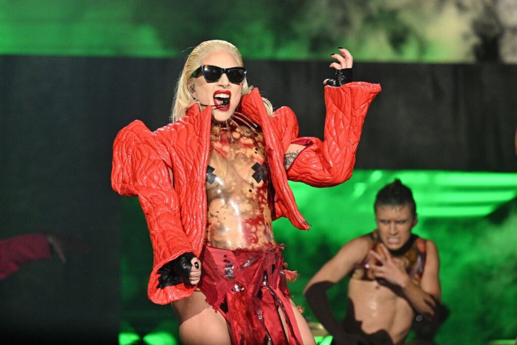 nao-foi-fibromialgia!-lady-gaga-revela-verdade-sobre-show-cancelado-no-brasil