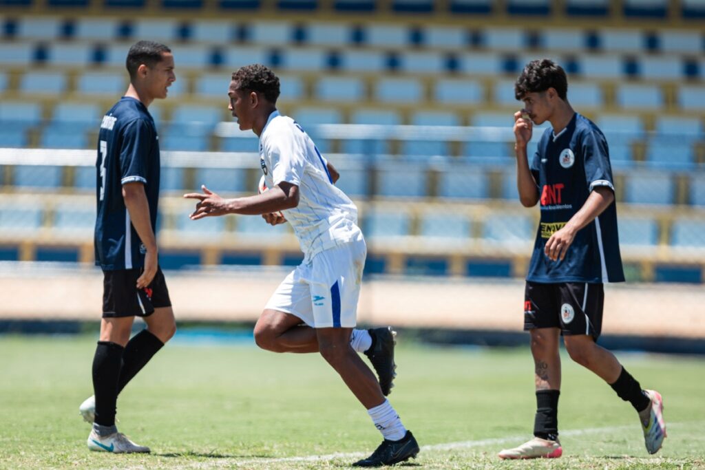 penharol-e-capital-se-classificam-para-a-final-do-candangao-sub-17