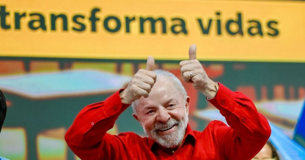 lula-deseja-boa-prova-a-candidatos-do-enem-e-diz-que-“educacao-abre-portas”