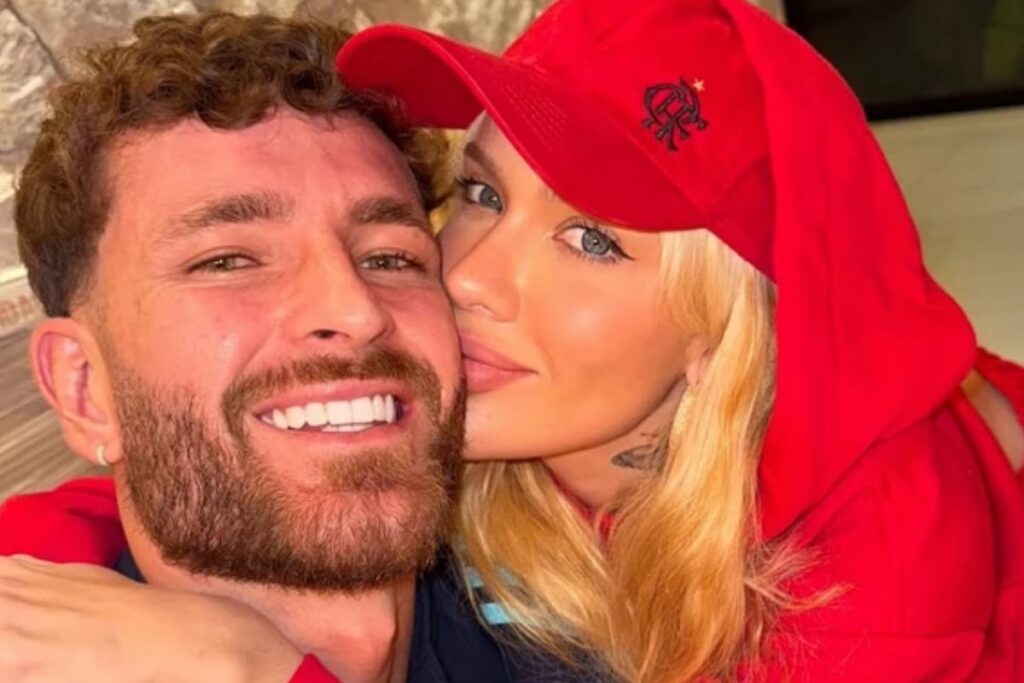 leo-pereira,-do-flamengo,-e-karol-lima-sao-flagrados-em-almoco-no-rio