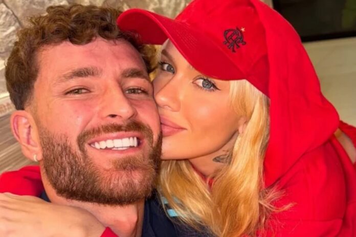 leo-pereira,-do-flamengo,-e-karol-lima-sao-flagrados-em-almoco-no-rio