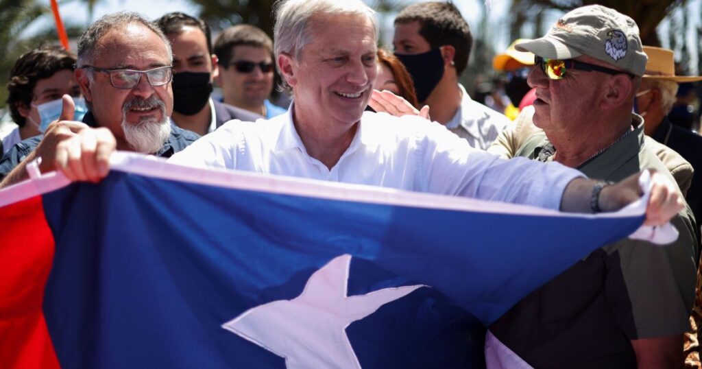 chile:-kast-surpreende-e-diferenca-para-jara-e-de-2-pontos-no-1o-turno