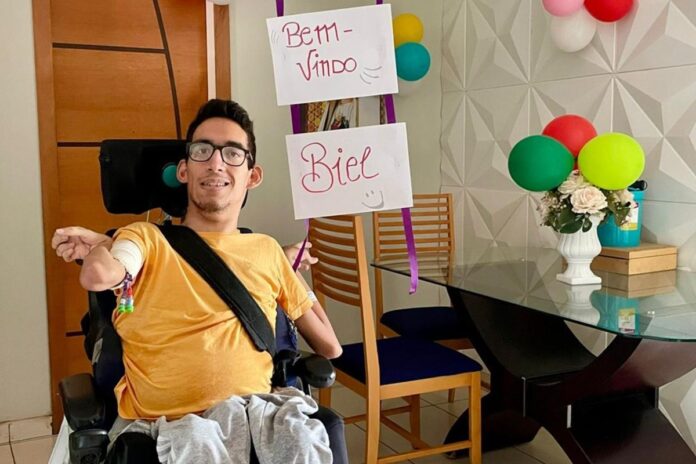 jovem-espera-por-cirurgia-com-tecnica-de-1928-que-pode-salvar-sua-vida