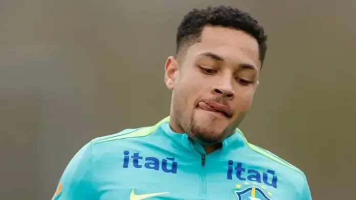 selecao:-ancelotti-cita-vitor-roque-e-pode-fazer-mudancas-contra-tunisia