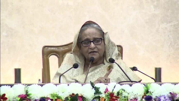 saiba-quem-e-sheikh-hasina,-ex-premie-condenada-a-morte-em-bangladesh