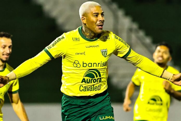 brasiliense-anuncia-contratacao-de-revelacao-do-gremio-para-2026